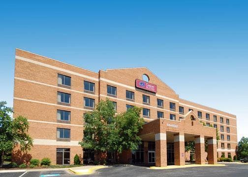 Express & Lakes By Ihg Laurel